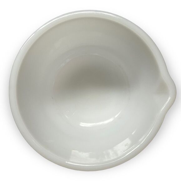 Vintage Glasbake for Sunbeam 15 Milk White Glass Mixing Bowl With Pour Spout - Picture 6 of 13